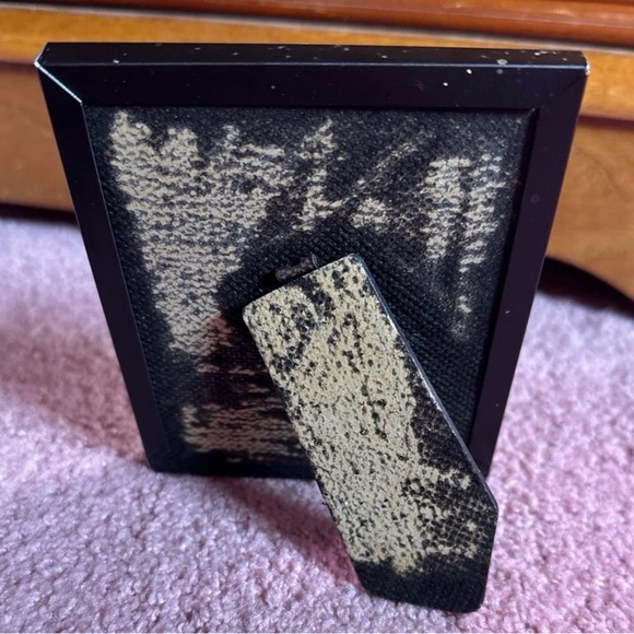 Black Graduation Photo Frame - Picture 3 of 4